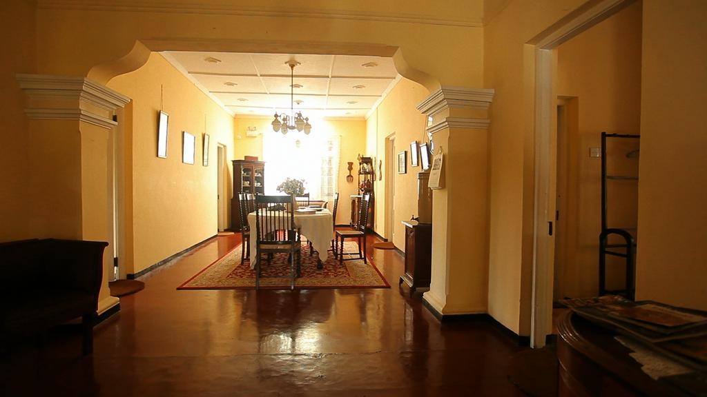 Senani Colonial Holiday Bungalow นูวาราเอลิยา ห้อง รูปภาพ