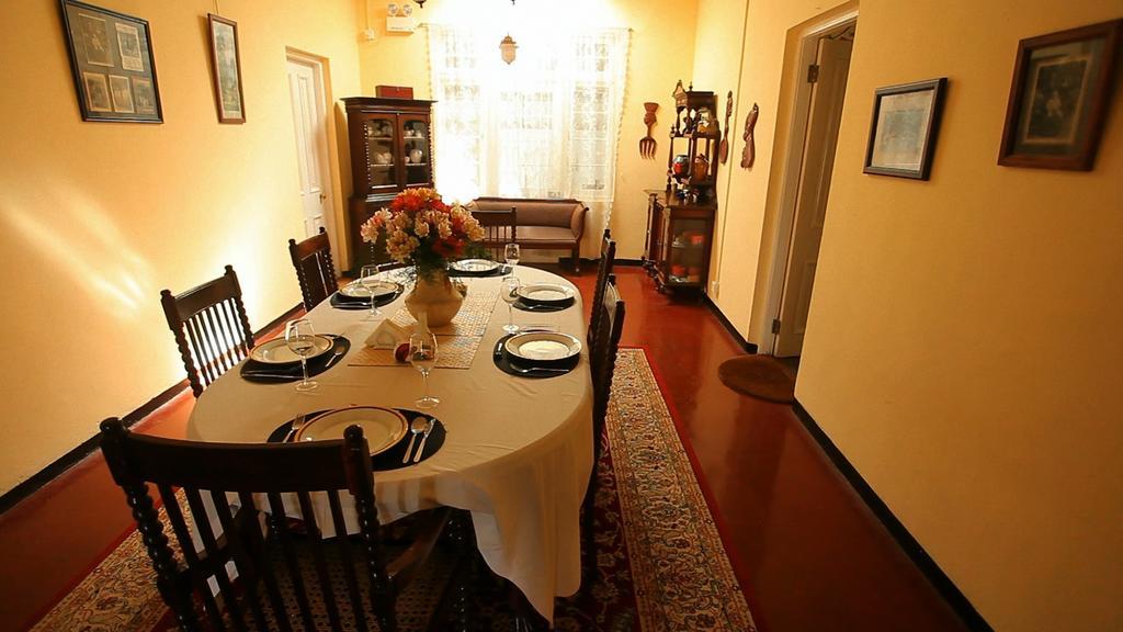 Senani Colonial Holiday Bungalow นูวาราเอลิยา ห้อง รูปภาพ