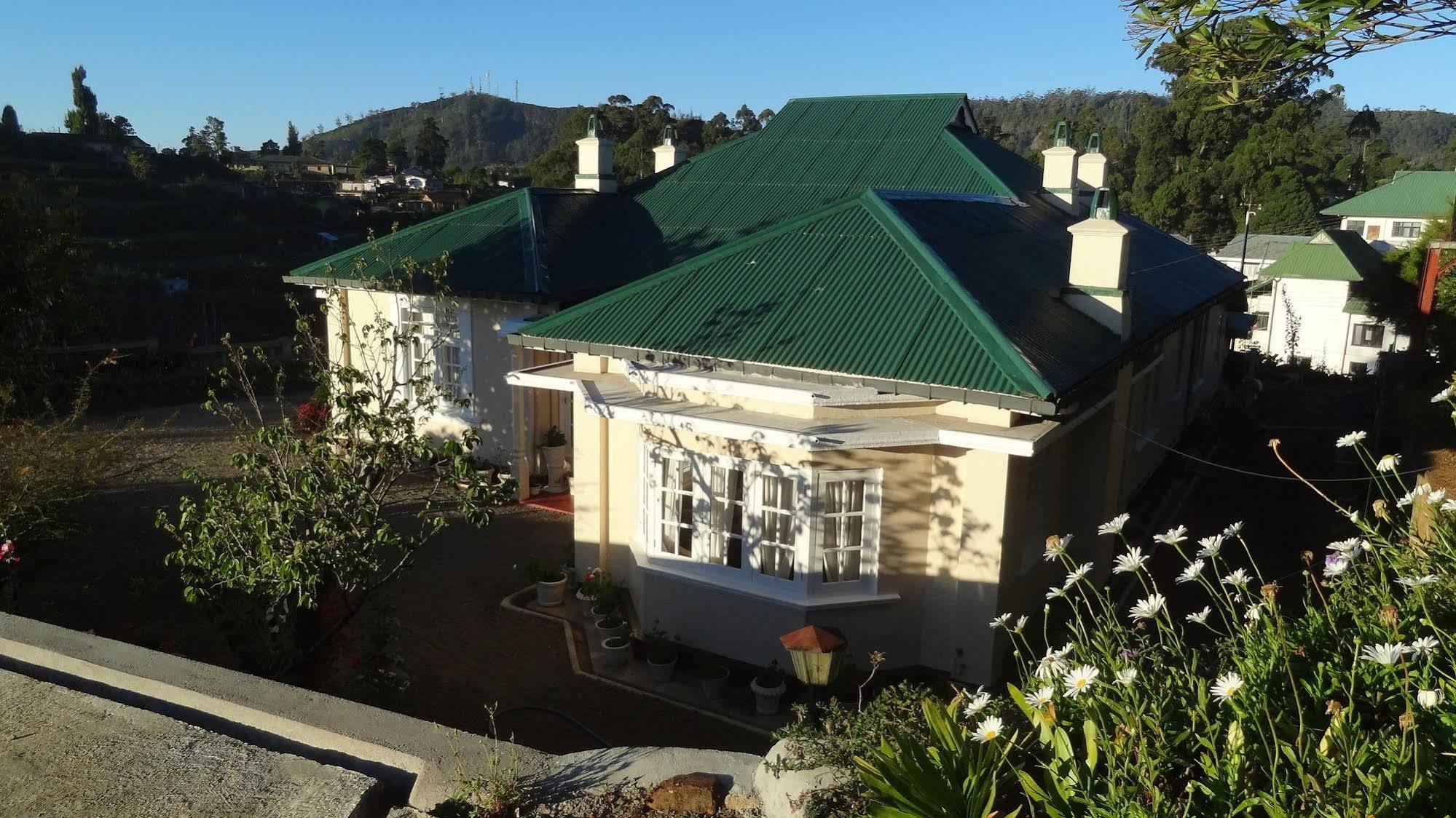 Senani Colonial Holiday Bungalow นูวาราเอลิยา ภายนอก รูปภาพ